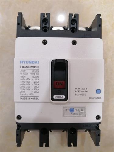 MCCB HYUNDAI 3P 250A 38kA ( HGM250H-F )